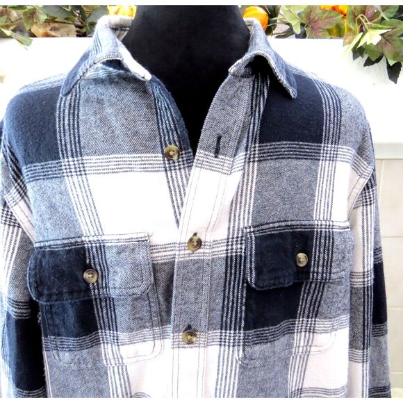 Old Navy Men's Black Buffalo Plaid 100% Cotton Flannel Shirt Medium - Picture 2 of 9